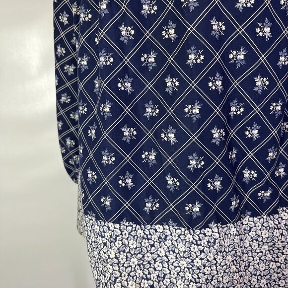 Vintage 1970s Nancy B Blue Floral Minidress Long Sleeves *Flaw - Picture 13 of 16